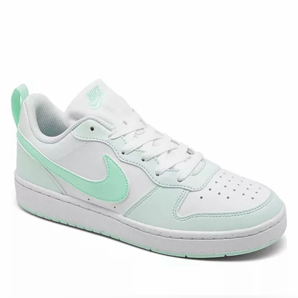 Nike Women's Sneakers in Mint and White - Picture 2 of 13